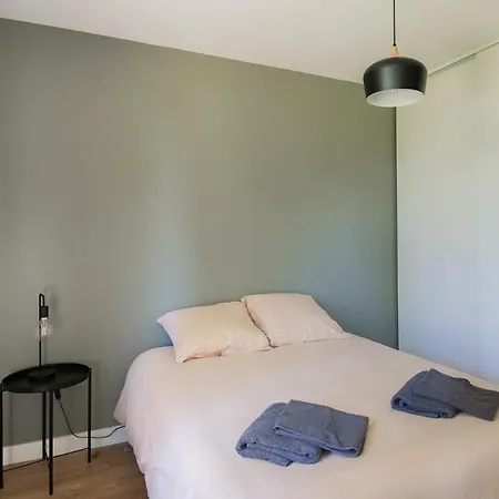 36 M2 2-room Apartment, Parking, Fiber Internet, Near Metro, Literie Bultex