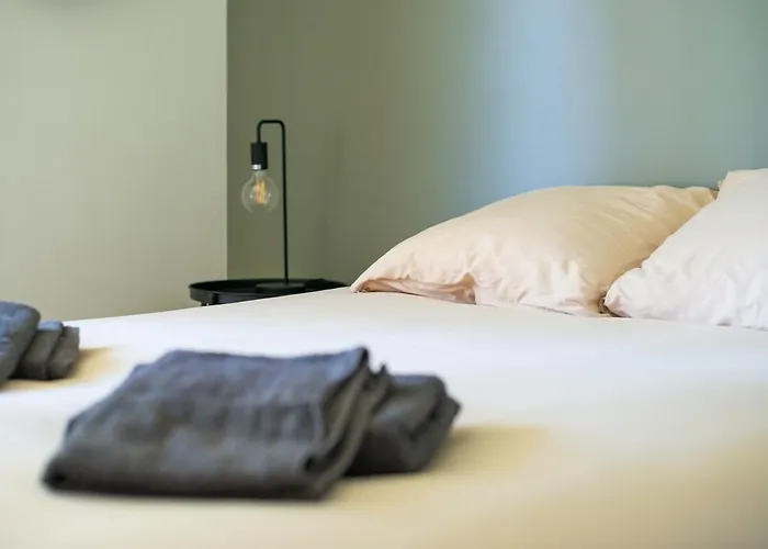 36 M2 2-room Apartment, Parking, Fiber Internet, Near Metro, Literie Bultex * ラモンヴィル・サン・タニュ