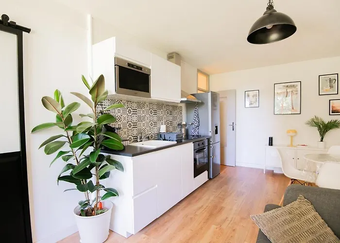 36 M2 2-room Apartment, Parking, Fiber Internet, Near Metro, Literie Bultex * ラモンヴィル・サン・タニュ